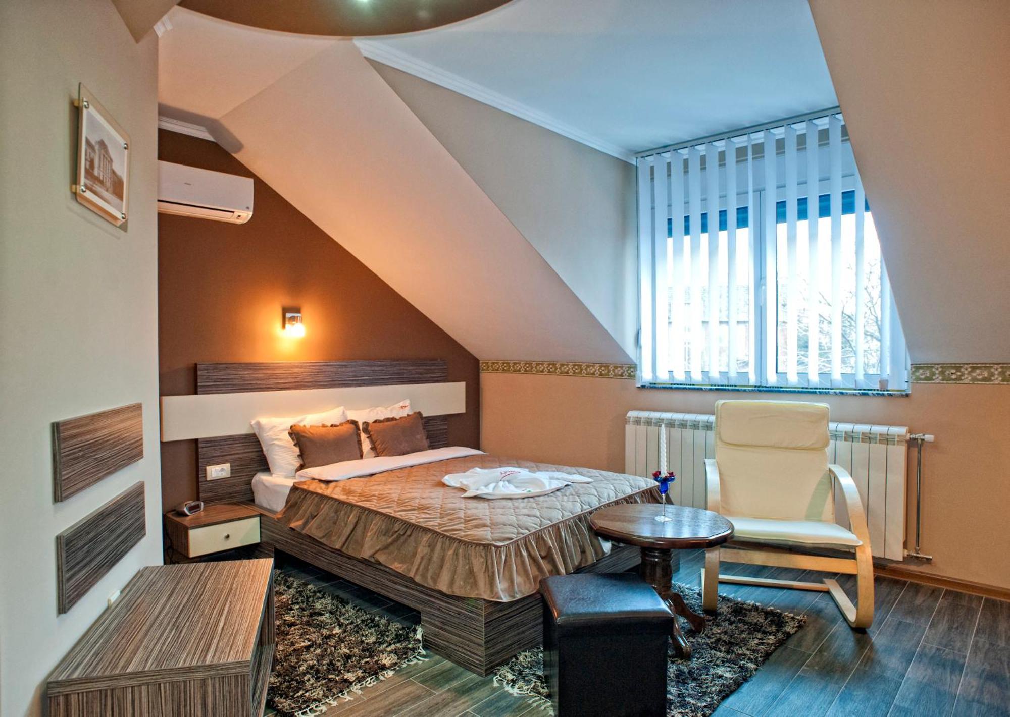 Garni Hotel Lama Kragujevac Exterior photo