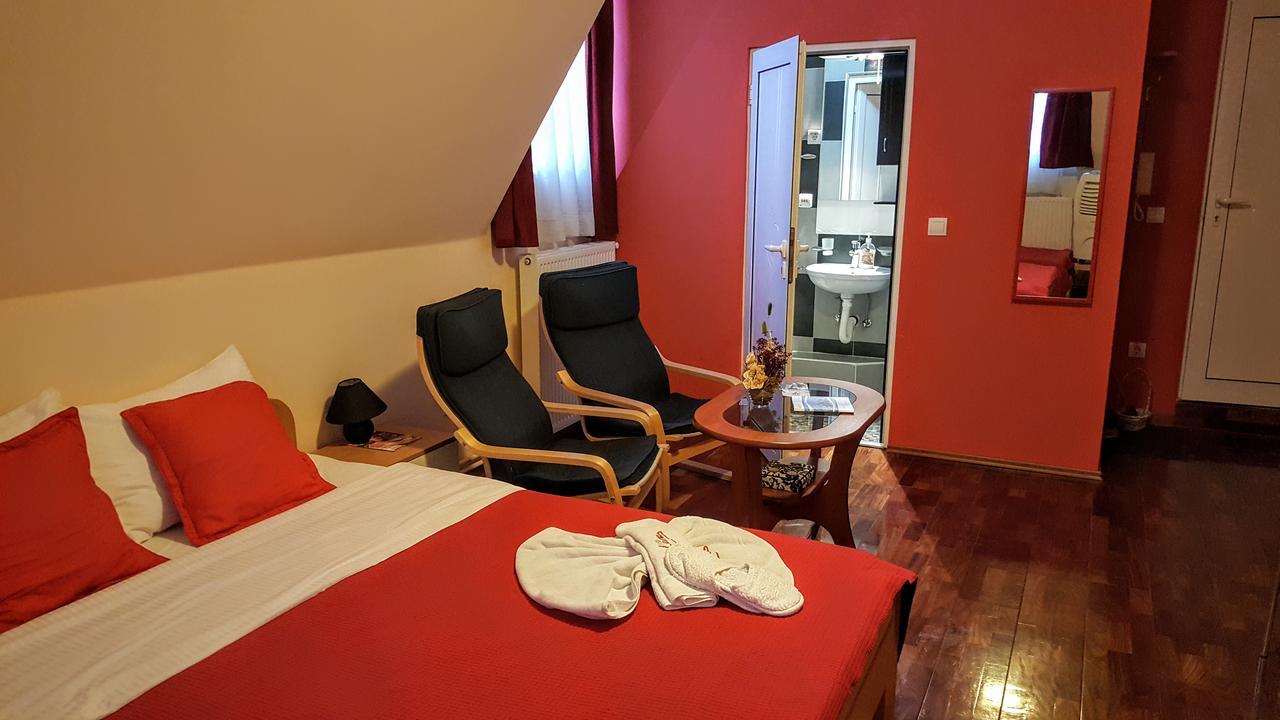 Garni Hotel Lama Kragujevac Exterior photo