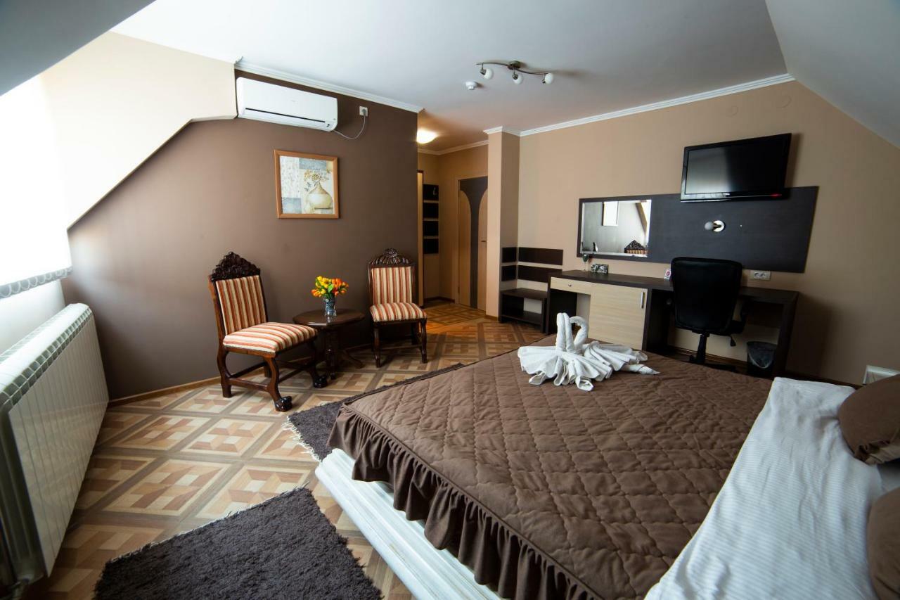 Garni Hotel Lama Kragujevac Exterior photo